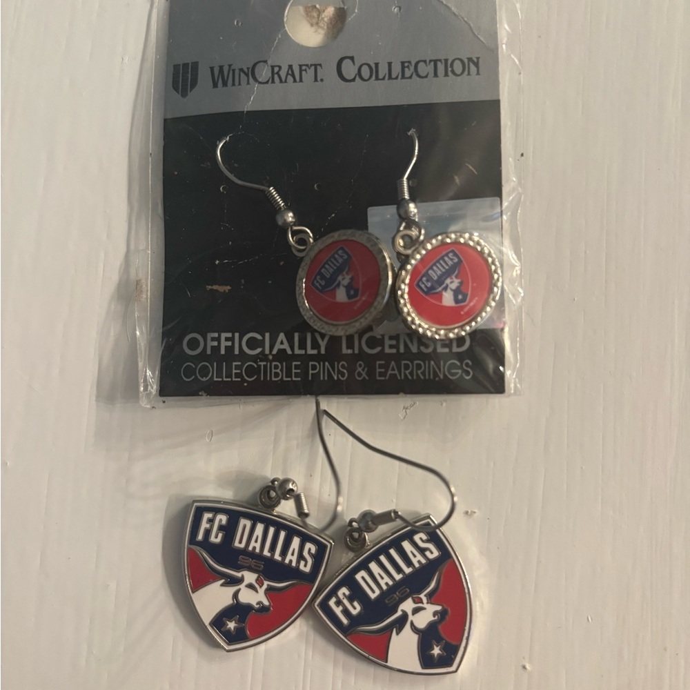 FC Dallas earrings (2 pair)